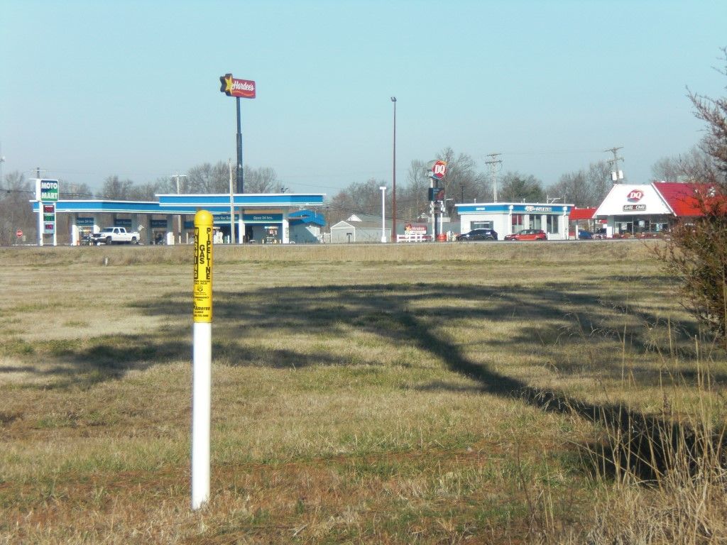 Tr A Rt 13: Tr A Rt 13, Carterville, IL 62918